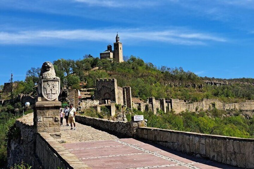 Veliko Tarnovo and Arbanasi day tour from Sofia with pickup