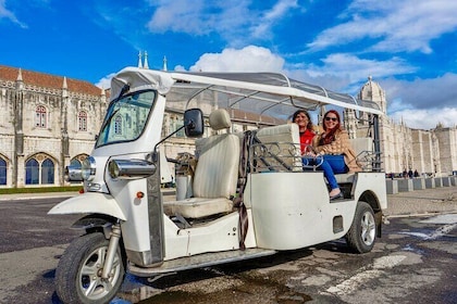 Tour privado en tuk tuk eléctrico de Belem de 2 horas