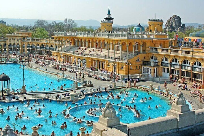 Full-day Admission to Szechenyi Thermal Baths in Budapest