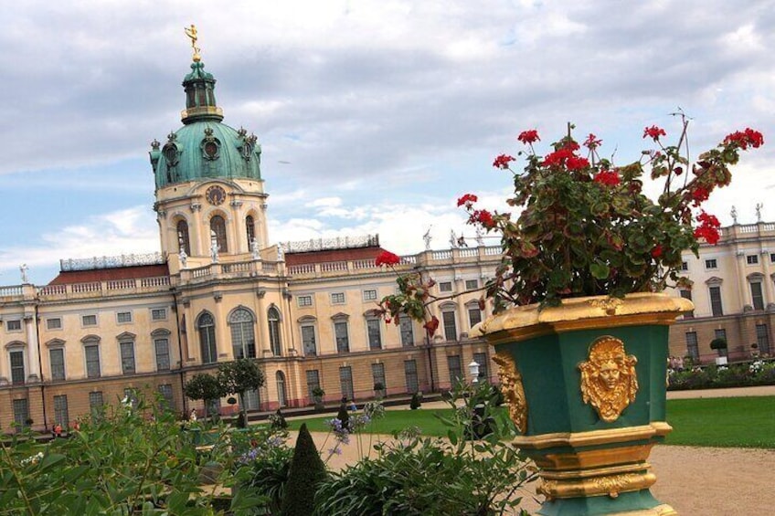 Skip-the-line Charlottenburg Palace Private Tour & Transfers