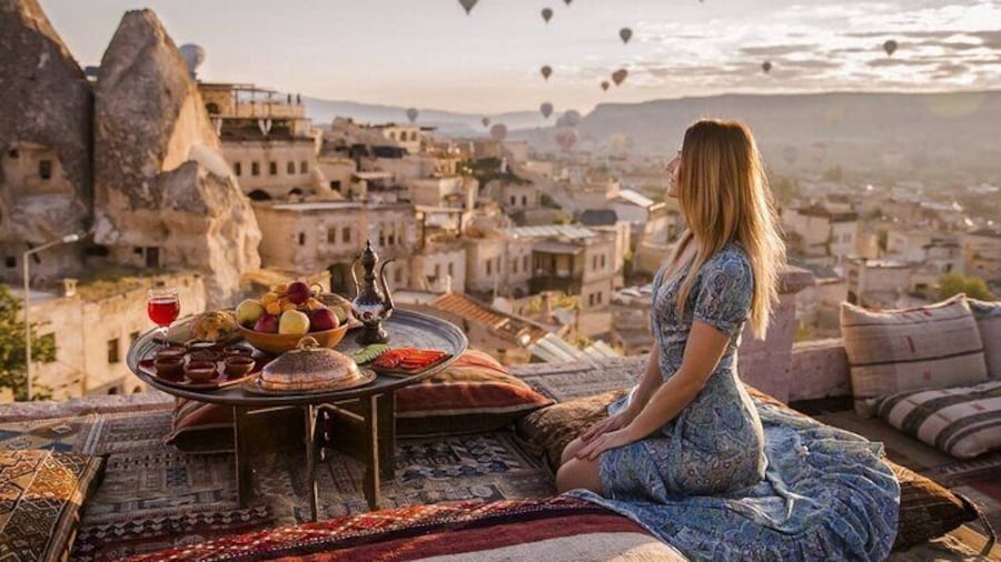 BREAKFAST WITH VIEW