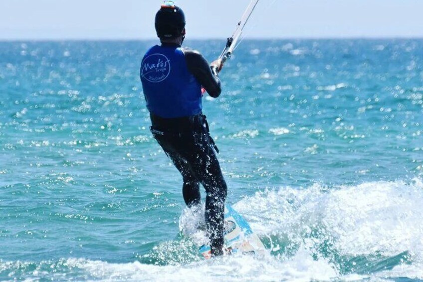 Private kitesurfing lesson in Tarifa from beginner to advanced