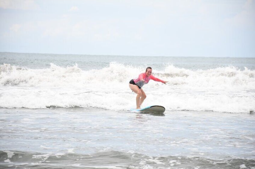 2-Hour Private Surf Lesson with Instructor in Jacó Beach
