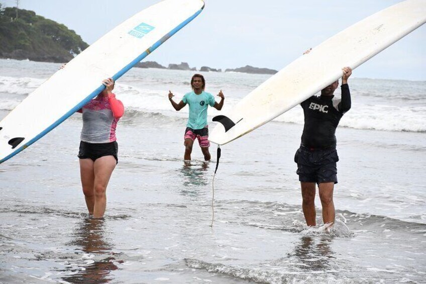 2-Hour Private Surf Lesson with Instructor in Jacó Beach