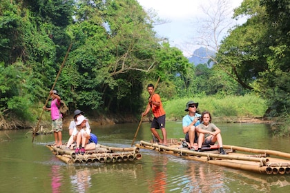Khao Lak Perjalanan Arung Jeram Bambu Khao Sok dan Memandikan Gajah
