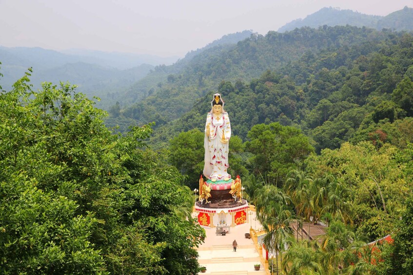 Picture 8 for Activity Full-Day Temple Tour Including Dragon Cave from Khao Lak