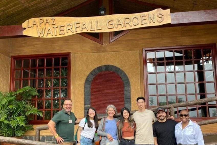 Full Day Poas Volcano, La Paz Waterfall Gardens and Coffee Plantation Experience