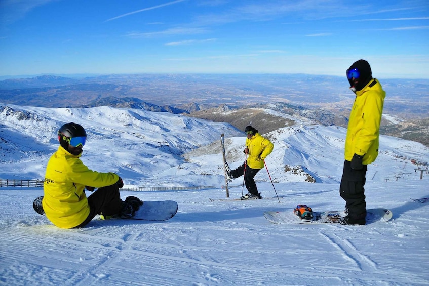 Picture 1 for Activity Sierra Nevada: Ski or Snowboard Lesson with Instructor