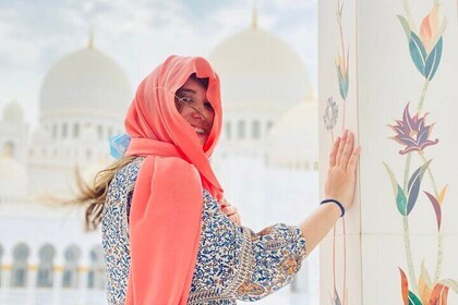 Magical Abu Dhabi Mosque Half-Day Private Guided Tour
