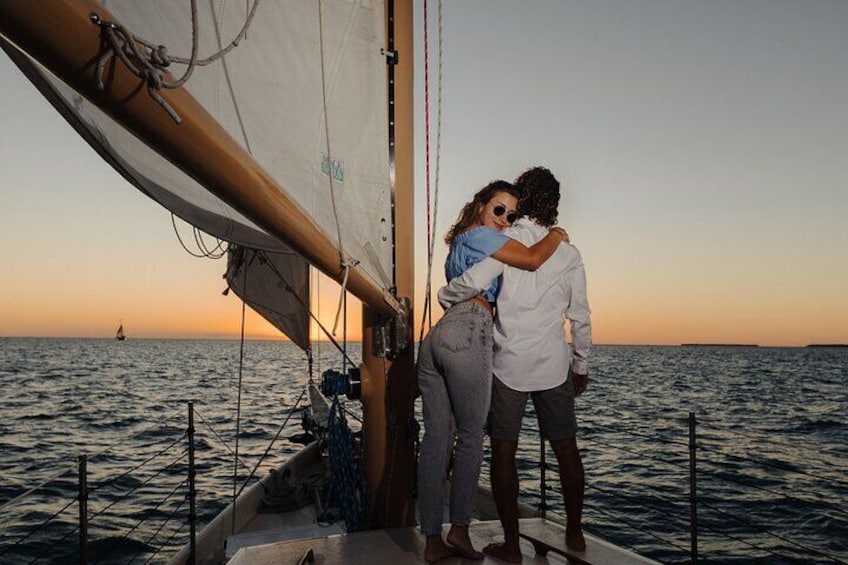 2-Hour Sunset Sailing With Wine In Stock Island