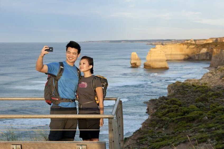 Great Ocean Road (12 Apostles, Loch Ard Gorge, Gibson Steps) 1-Day Tour
