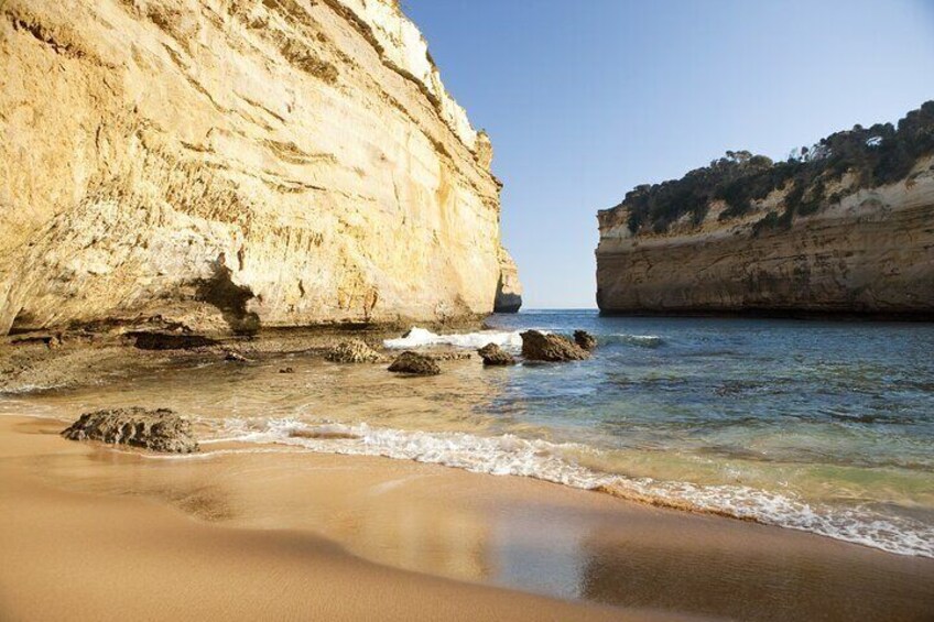 Great Ocean Road (12 Apostles, Loch Ard Gorge, Gibson Steps) 1-Day Tour