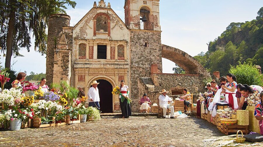 Magical Towns Tour: Basaltic Prisms, Huasca de Campo & Real del Monte