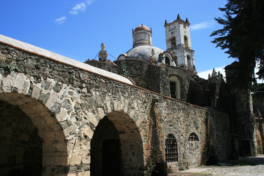 Magical Towns Tour: Basaltic Prisms, Huasca de Campo & Real del Monte