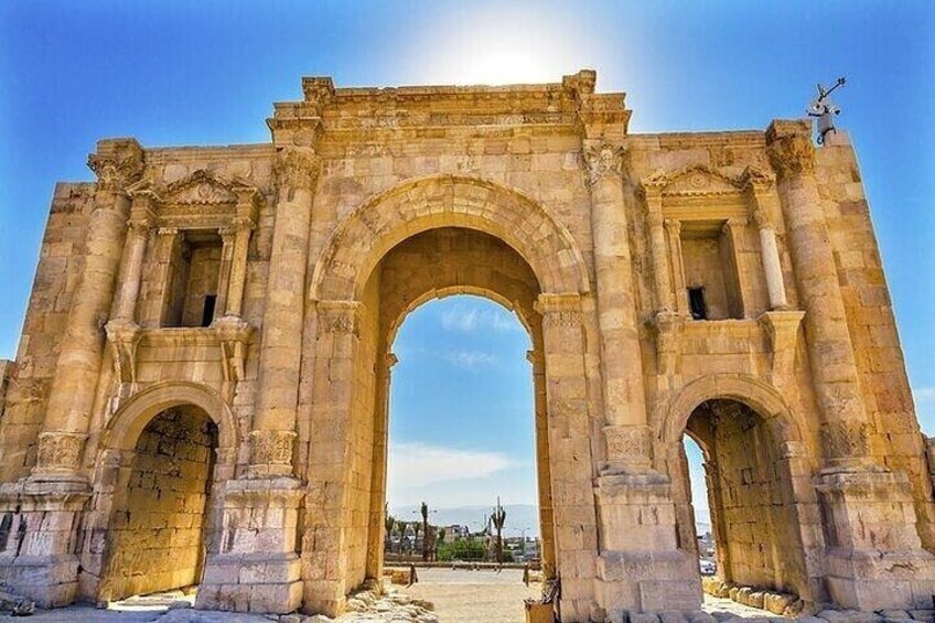 Dead Sea and Jerash Full-Day Private Tour from Amman or Airport