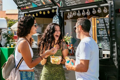 St. Pauli: Geführte Food Tour mit 5 Verkostungen