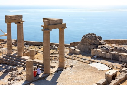 Rondleiding door historisch Lindos en bezoek aan de Akropolis
