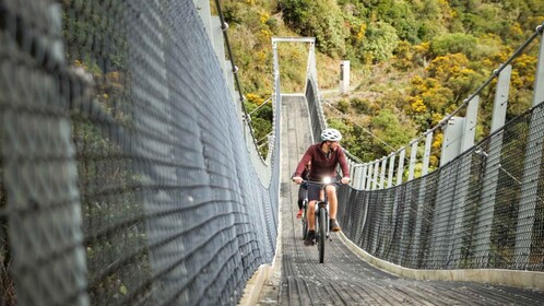 Explorador de bicicleta de montaña Remutaka Rail Trail