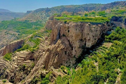 Montagnes et forteresses – Excursion privée d’une journée à Nizwa et Jebel ...