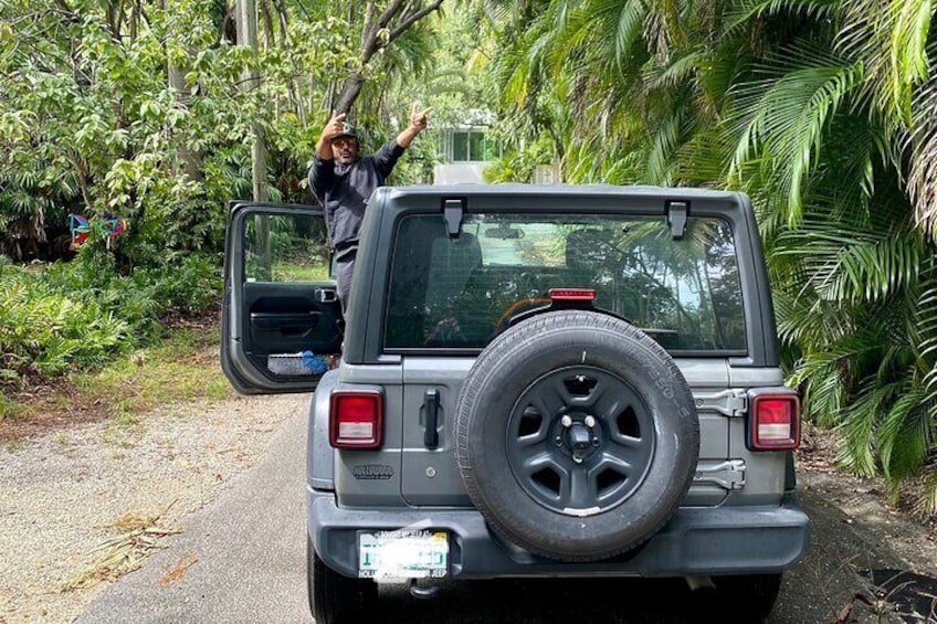Miami Cocaine Cowboys Tour on a convertible Jeep 