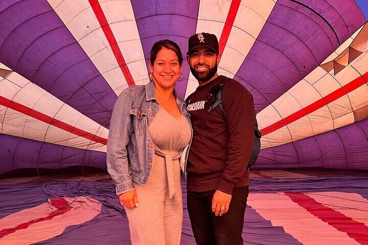 Balloon Ride over Teotihuacan with Transportation and Breakfast