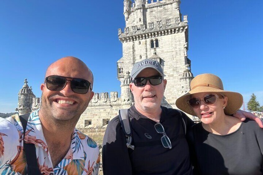 4-Hours Private Tuk Tuk Tour Discovering Lisbon