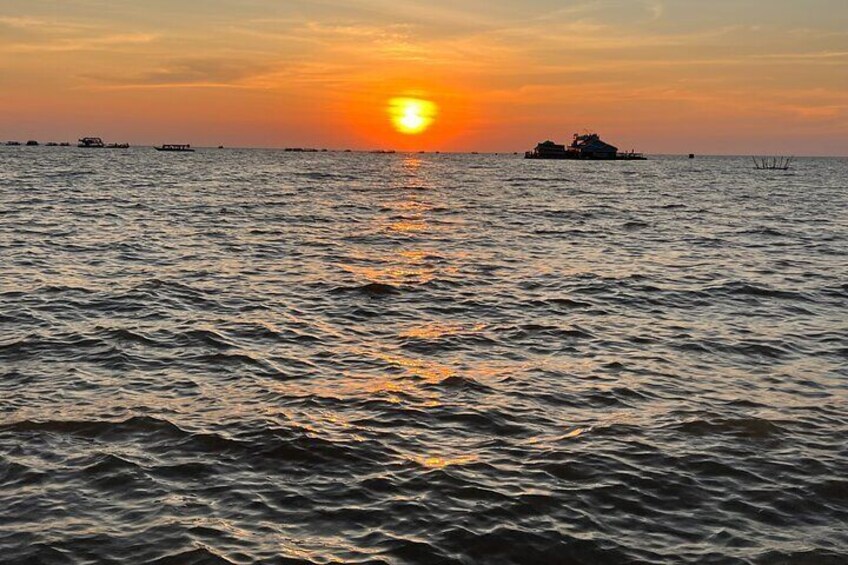 Half Day Kompong Pluck Floating Village on Tonle Sap with Sunset 