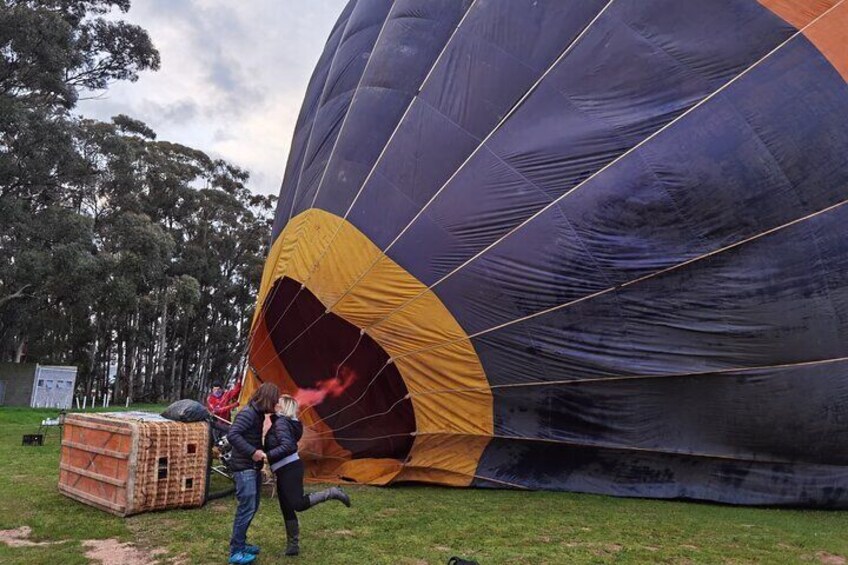 Hot Air Balloon and Wine Tasting Private Guided Tour