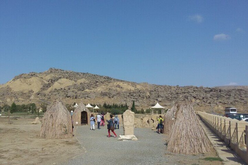 Private tour to Gobustan Rock Art and Mud volcanoes