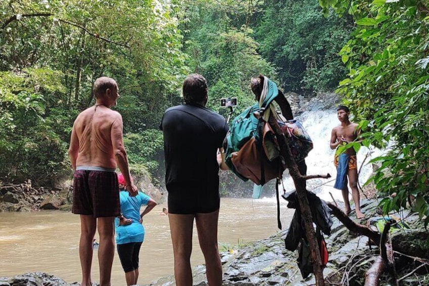  Embera Tribe & Waterfall Tour with Lunch included