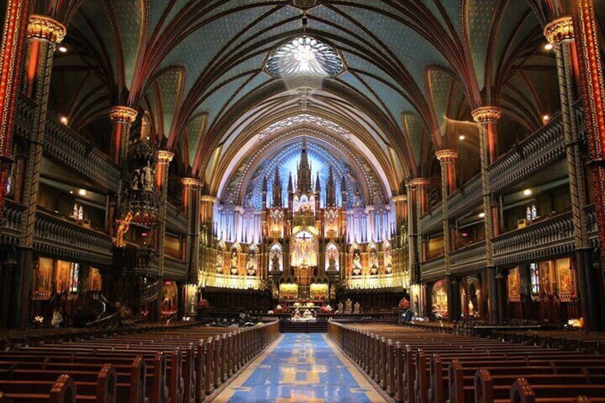 Montreal Scavenger Hunt and Self-Guided Walking Tour