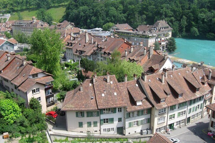 Bern Scavenger Hunt and Highlights Self-Guided Walking Tour
