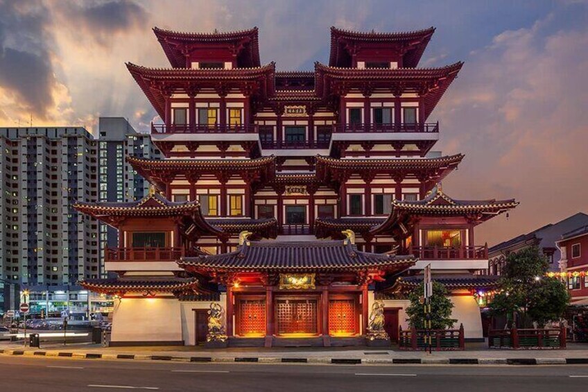 Singapore Chinatown Hidden Gems Walking Tour (Private & All-Inclusive)