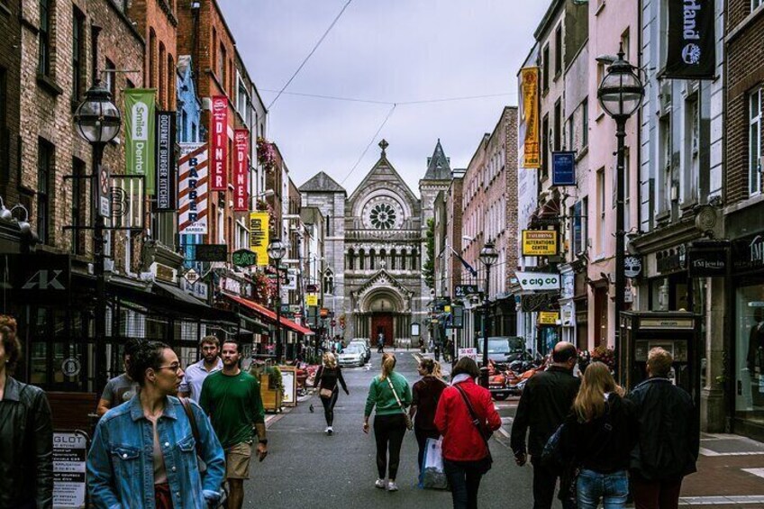 Dublin Scavenger Hunt and Self-Guided Walking Tour