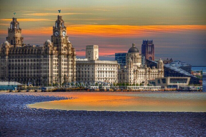 Liverpool Scavenger Hunt and Self-Guided Walking Tour