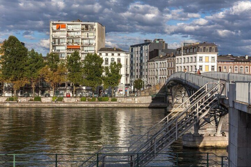Liege Scavenger Hunt and Self-Guided Walking Tour