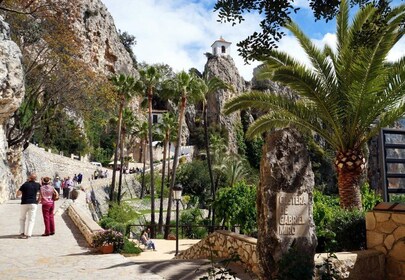 Depuis Albir, Altea, Benidorm et Calpe : Guadalest et Algar excursion