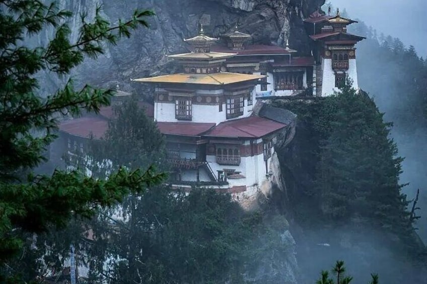 6 days Glimpse Of Bhutan