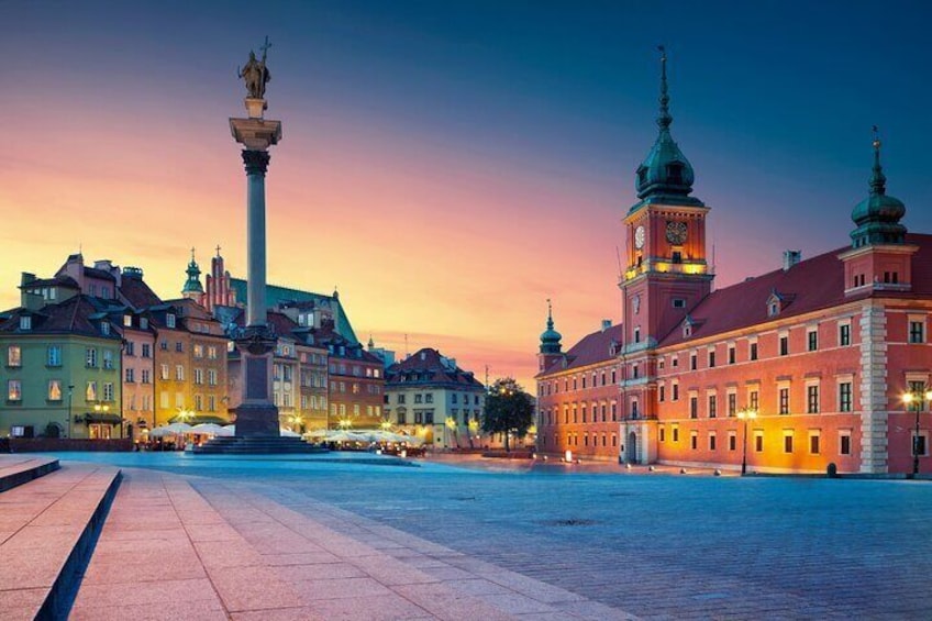 Warsaw Scavenger Hunt and Self-Guided Walking Tour