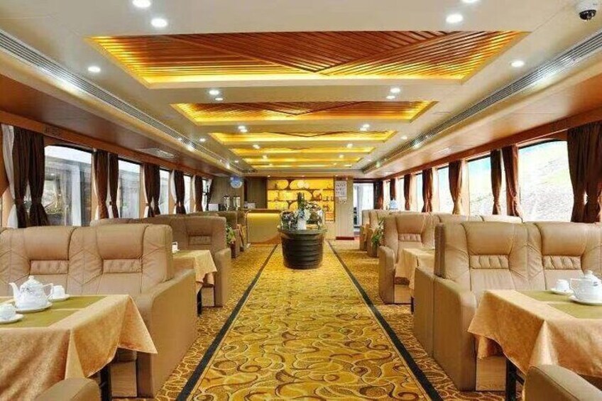 4 star boat cabin