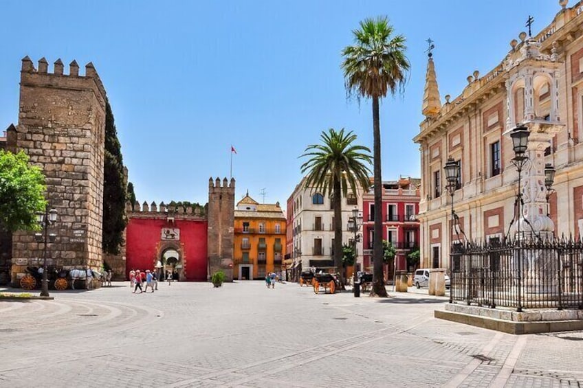 Seville Scavenger Hunt and Self-Guided Walking Tour