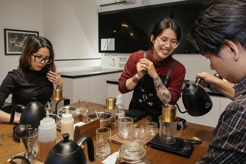 Hands-on Discovery of Vietnamese Coffee & Culture