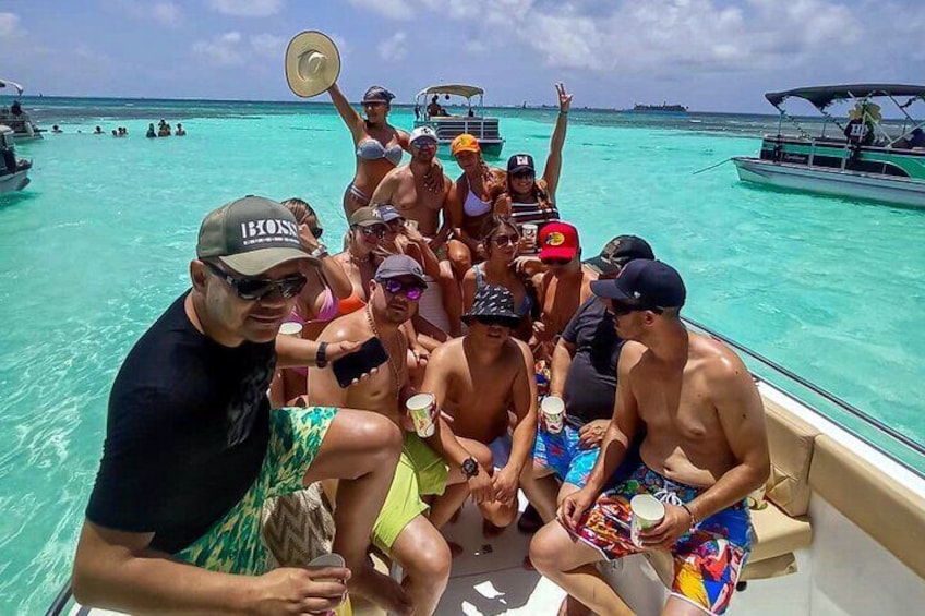 Full Day Private Boat Tour in San Andres Islands