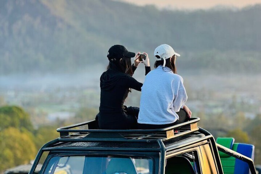 Bali: Sunrise Jeep Tour, Breakfast & Hot Spring All-Inclusive