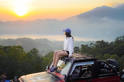 Mount Batur Sunrise Jeep, Breakfast & Hot Spring All Inclusive