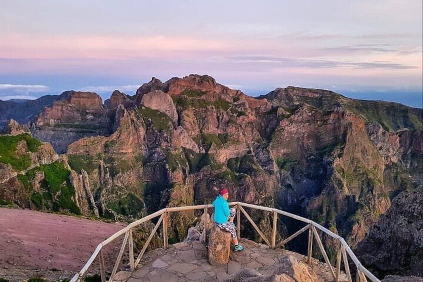 Morning Transfer To Pico Do Arieiro, Hike To Pico Ruivo & Return From Teixeira