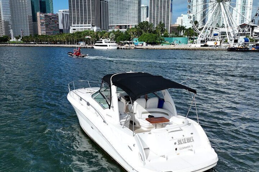 Miami: 2 Hour Private Yacht Cruise with Champagne