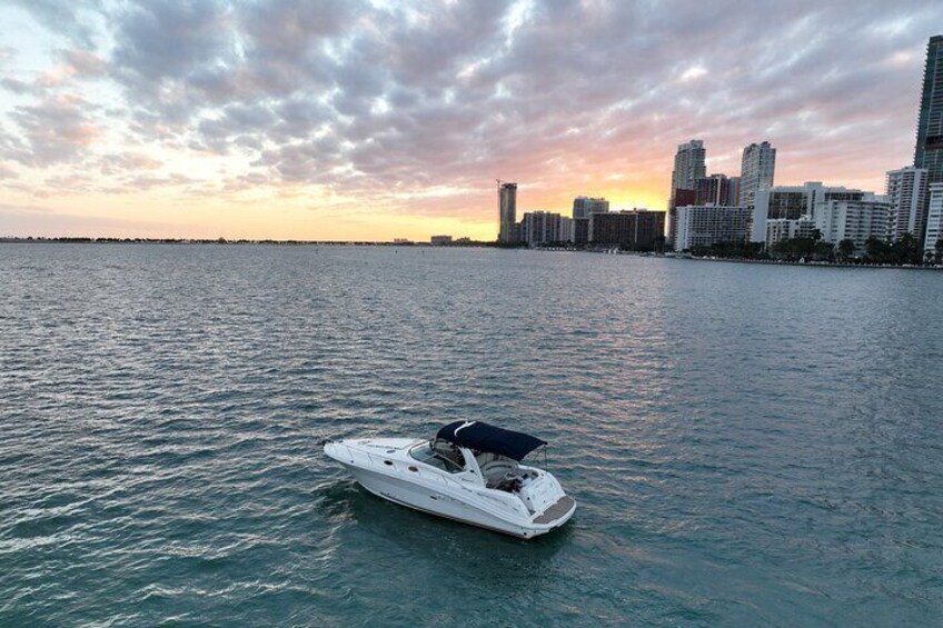 Miami: 2 Hour Private Yacht Cruise with Champagne 