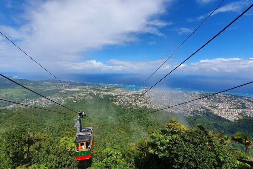 Bird eye view from Isabela Mount. 