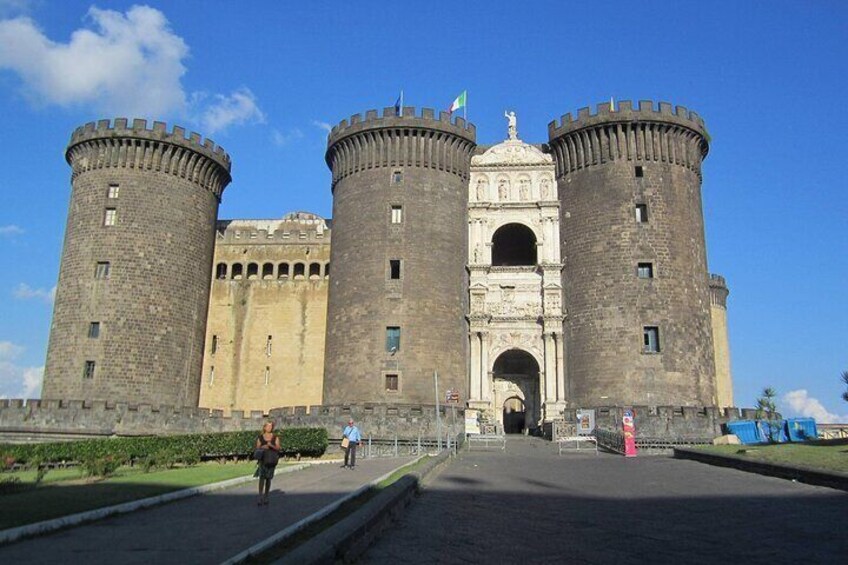 Walking Guided History Tour of Naples and Bourbon Gallery